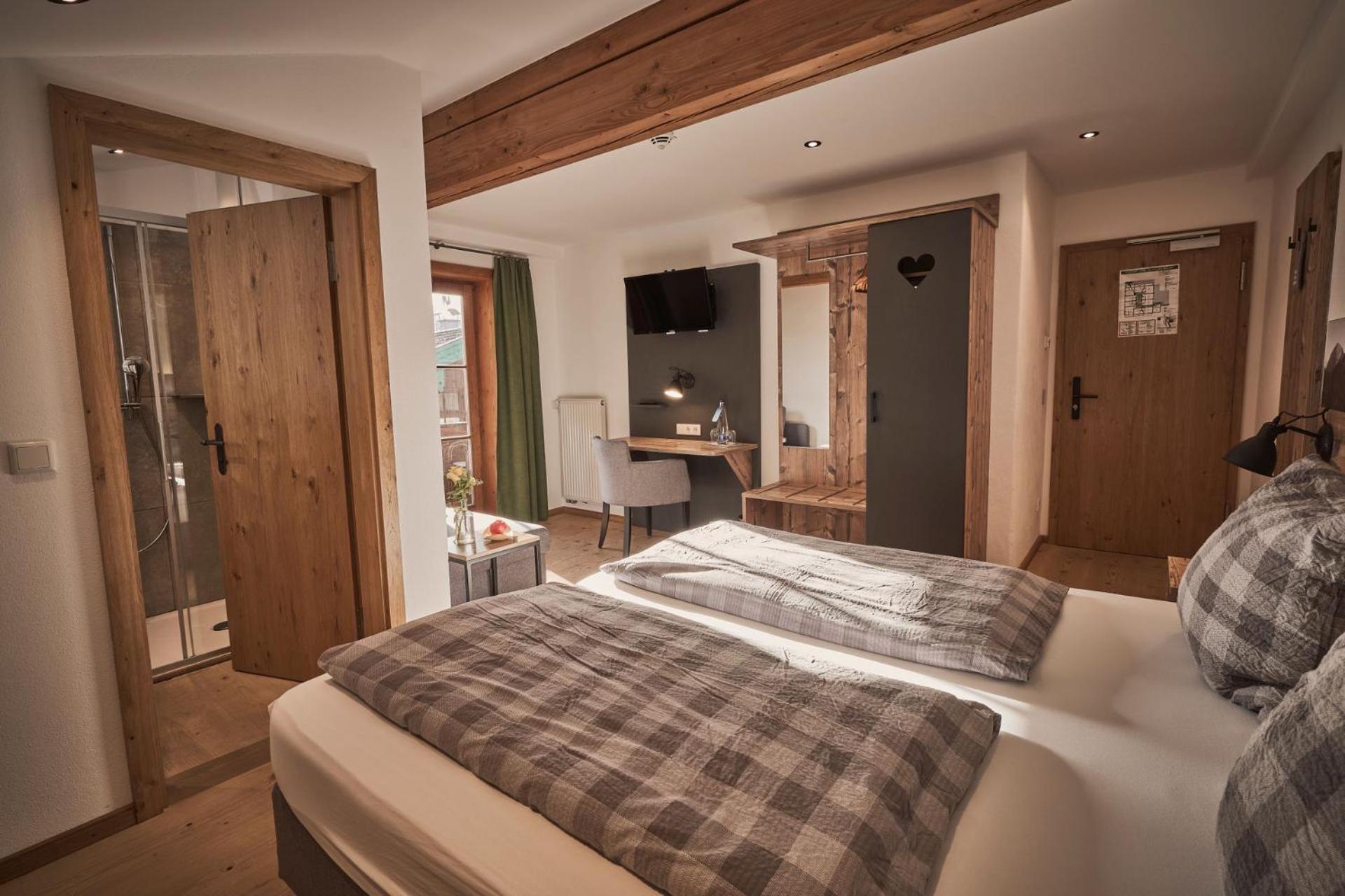 Rait'Ner Wirt Hotel Schleching Eksteriør billede